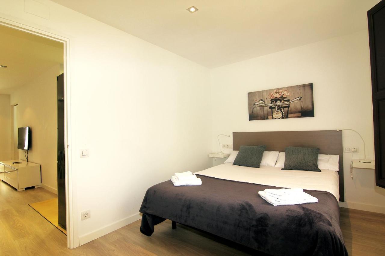 Miquel Angel - Apartments Next To Camp Nou Barcelona Bagian luar foto